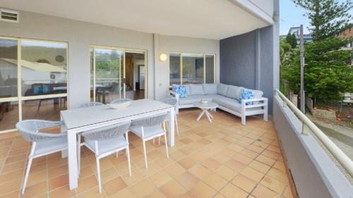Instalaciones, North Avoca Charmer in Terrigal