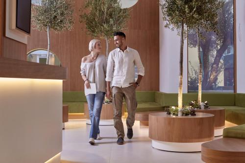 Olive Green Hotel - image 7