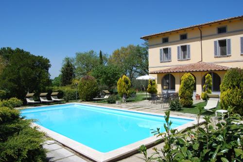 สระว่ายน้ำ, Villa Poggio Falcone in ปอร์โต