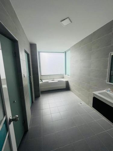Taragon Puteri Bintang KLCC View Studio Apartment - image 12