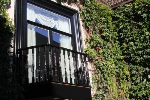 78916601 Luxury Boutique Hotel De Castillion
