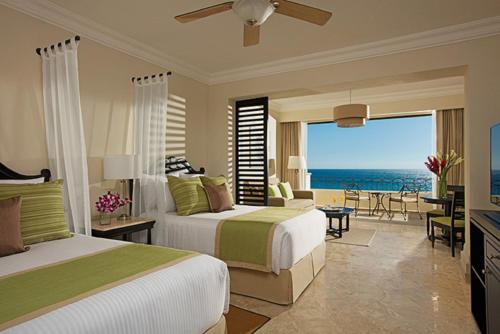 Dreams Los Cabos Suites Golf Resort & Spa