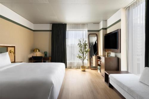 2 queen beds