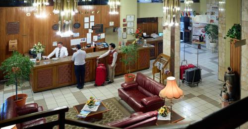 Lobby, Cesar's Plaza Hotel in Cochabamba