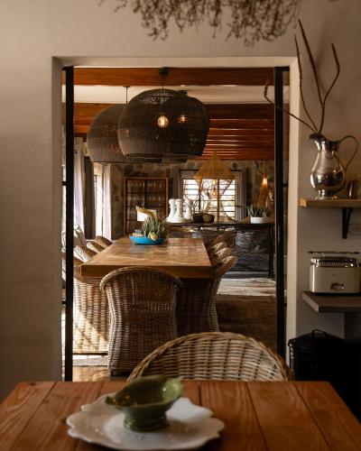 Iekārtas, Twyfelberg Karoo Hideaway in Britstown