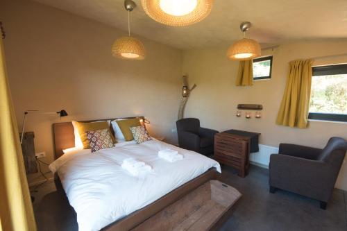 Maison d'Hotes Cerf'titude in Mormont