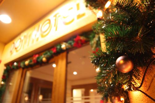 Dóm Hotel - Hôtel - Szeged