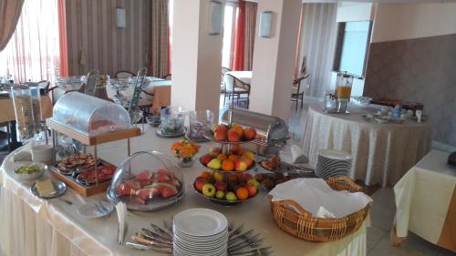 Hotel Neva – Podstrana, MD