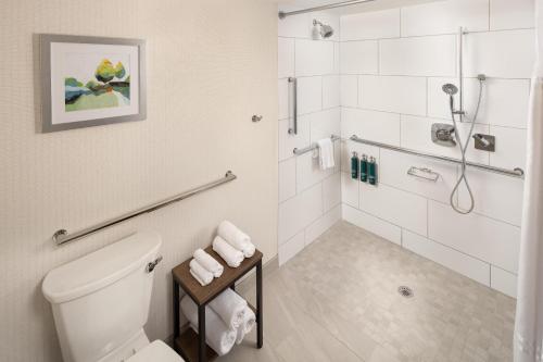 DoubleTree by Hilton Jackson - image 13