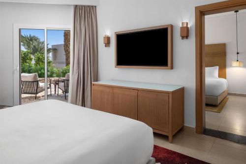 DoubleTree by Hilton Sharm El Sheikh - Sharm Bay - image 4