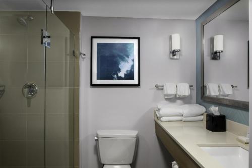 Hilton Garden Inn Miami South Beach - image 2