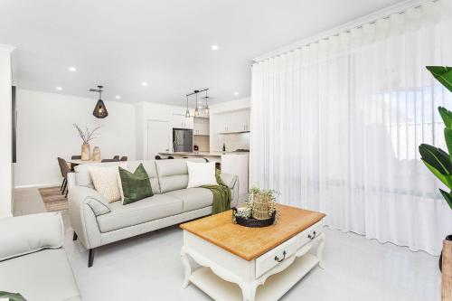 Modern 3BR Retreat Alfresco & Double Garage – khách sạn tại Mount Lawley