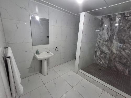 Vannas istaba, 719 Casuarina, Woodgrange on Sea,Hibberdene in Hibberdene