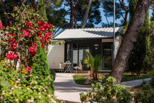 Waterman Beach Village - image 3