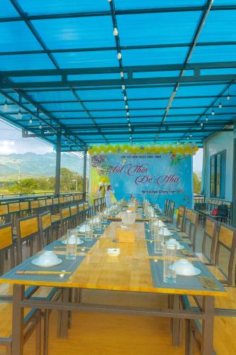 Restaurant, 999 Hotel Lào Cai (999 Hotel Lao Cai) in Nghia Lo