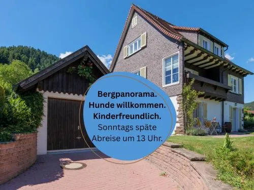 Schindelhäusle: sonniger Garten | Hunde erlaubt in Alpirsbach, Deutschland