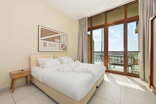 Amazing Views of Palm & Dubai Eye Stylish Studio, Dubai (photo 3)