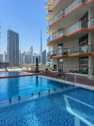 Stylish Furnished Apartment with Burj Khalifa View - image 10