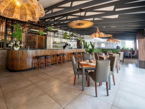 餐廳, ANEW Resort White River Mbombela  in 白水河