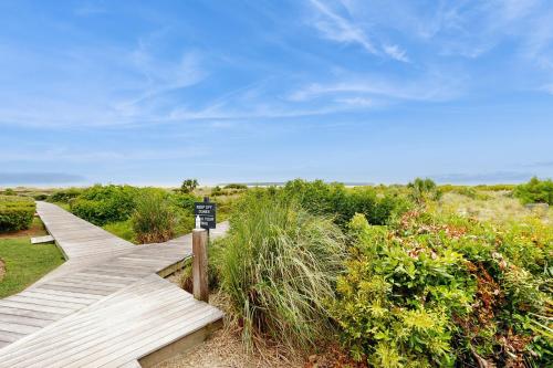 Pelican Watch by RedAwning – Seabrook Island, SC