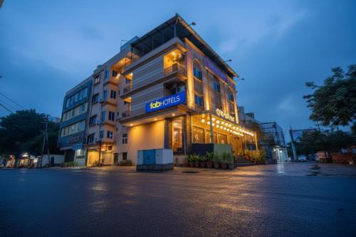 Exterior view of Capital O 87872 Hotel Maya