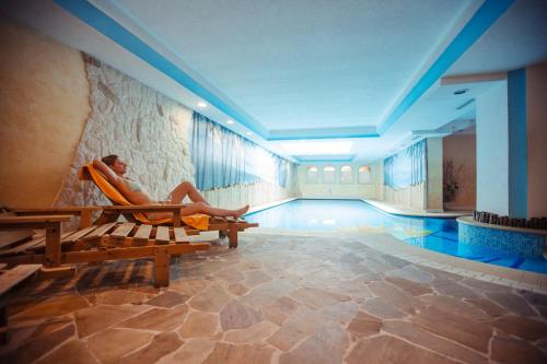 Albergo Dimaro Wellness Hotel - 수영장