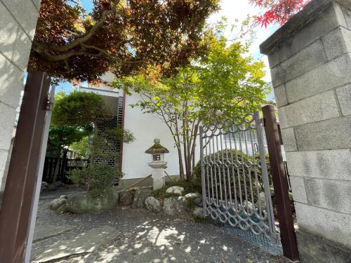 木の家ゲストハウス小山西口館