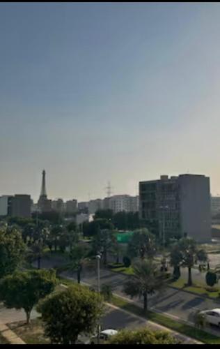 Cozy Furnished 1-Bed in Bahria Town Lahore - image 5
