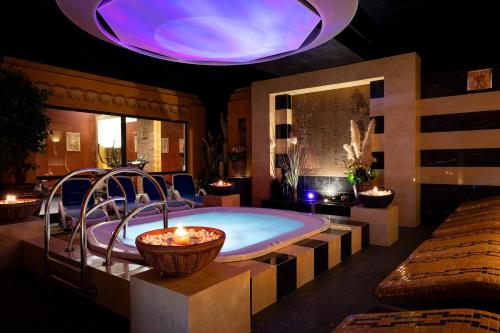 Spaa, Hotel Falko in Rumia