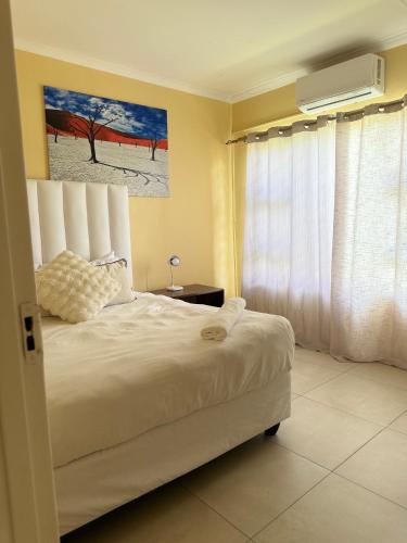 3 bedrooms, 6 beds