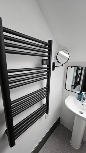 2 twin beds