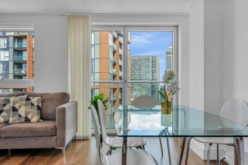 Talisman & Duckman Tower At Canary Wharf By Mysquare - Greenwich