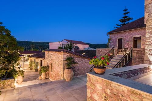 Spilia Village Hotel & Villas in Kolimvari