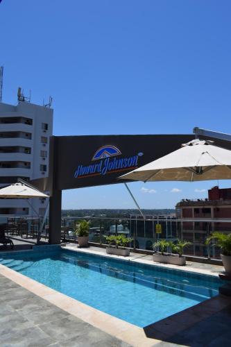 Swimming pool, Howard Johnson Ciudad Del Este in Ciudad del este