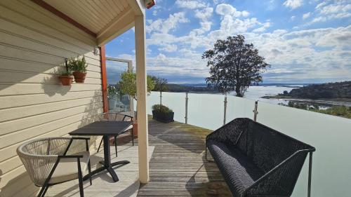 Wonderful villa with panoramic sea view SE09144 in Höviksnäs