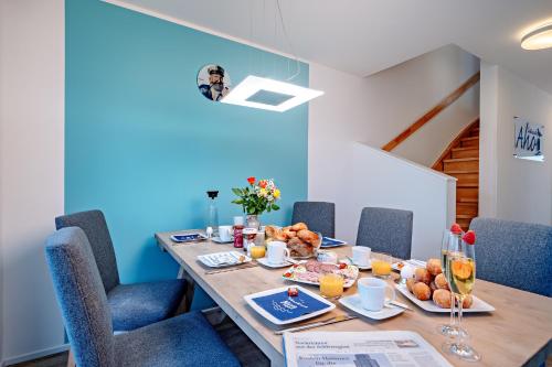 Cocina, Schleivilla Ahoi by Seeblick Ferien ORO 3 SZ Sauna Kamin Wasserlage in Olpenitz