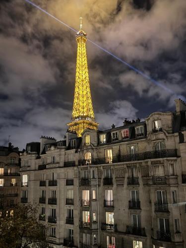 Suite 140m2 vue sur Tour Eiffel, Paris