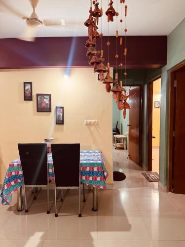 Chic comfort meets city vibes - Home awaits in serenity in Chandapura