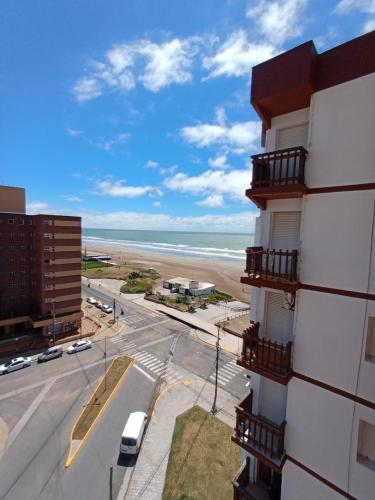 Depto frente al mar ,centro mar de ajo
