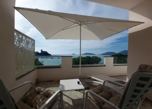 ทัศนียภาพ, Hotel Byron in เลริชิ