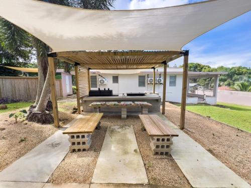 Casa Luquillo Cozy Retreat House With Pool n Tub in Lukvillo