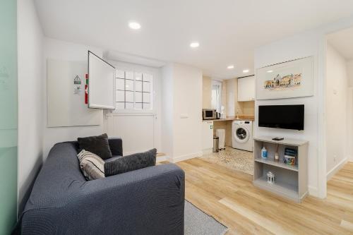 Charming Renovated Flat in Madragoa by Soulplaces, Lisbonne