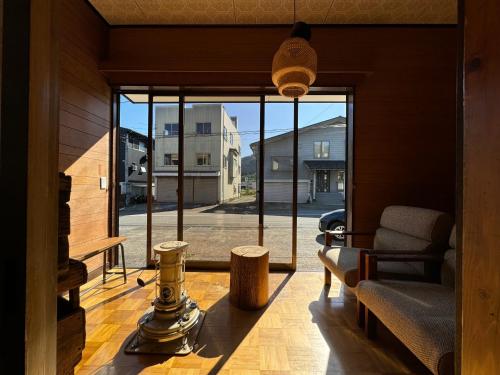 Min Min Guesthouse みんみん一棟貸しの古民家宿