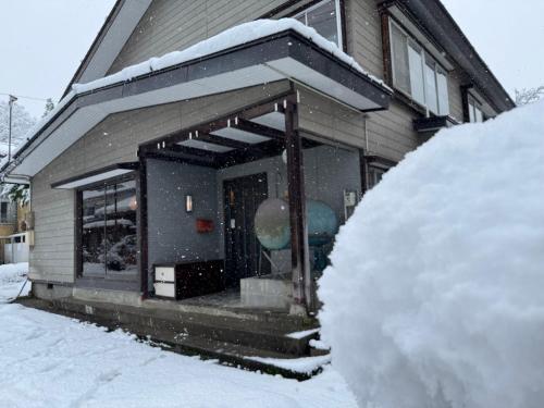 Min Min Guesthouse みんみん一棟貸しの古民家宿