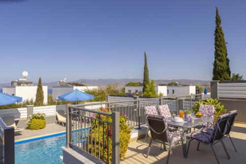 Fasilitas, Lenias Sea View in Neokhorio