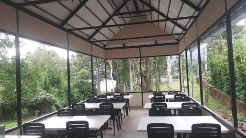 Vipinam, The riverside retreat in Njayappilly