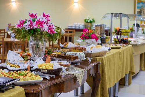 餐飲選擇, Brasília Tower Hotel by Castelo Itaipava (Brasilia Tower Hotel by Castelo Itaipava) in 紀念軸