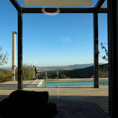 Rõdu/terrass, Ateliéry Nad Závozom (Ateliery Nad Zavozom) in Vinica