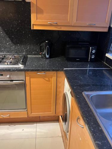 Good Priced Accommodation in Church Road, Northolt in Greater London North West