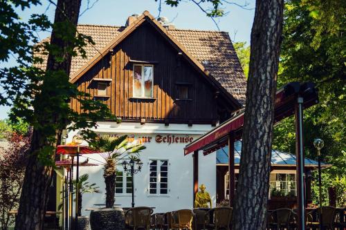 베를린 Pension zur Schleuse Kleinmachnow 3성급 호텔 로비